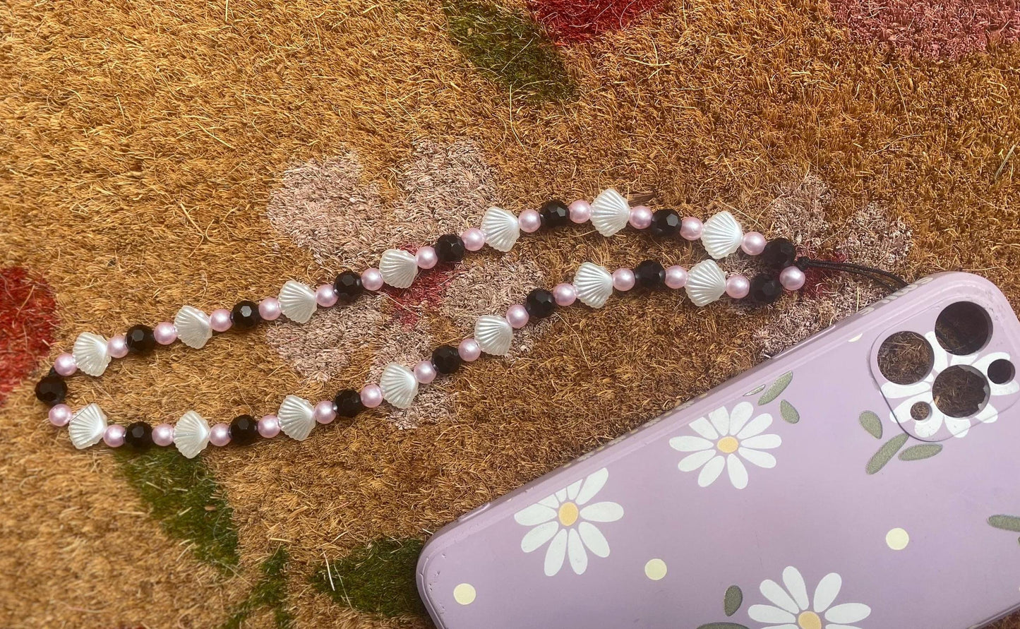 Seashell Dreams Phone Charm – Handmade Beaded Wrist Strap in Pearl Pink & Black Tones