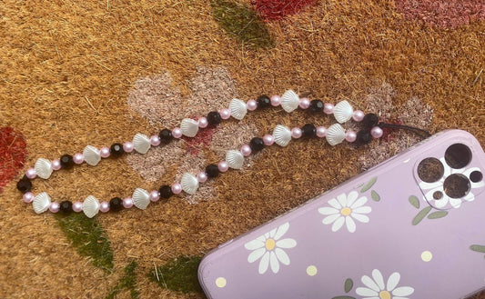 Seashell Dreams Phone Charm – Handmade Beaded Wrist Strap in Pearl Pink & Black Tones